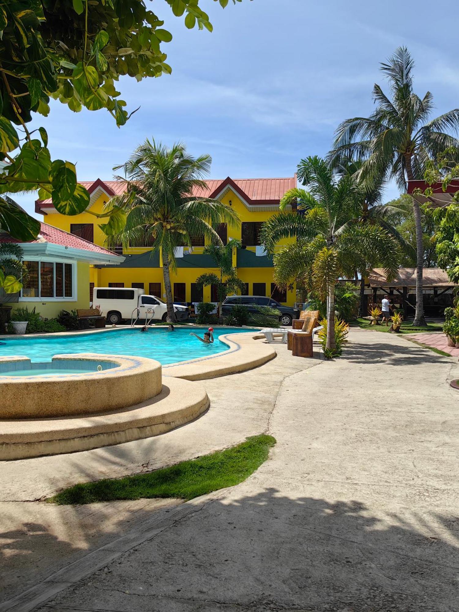 Lagnason's Place Oslob Extérieur photo